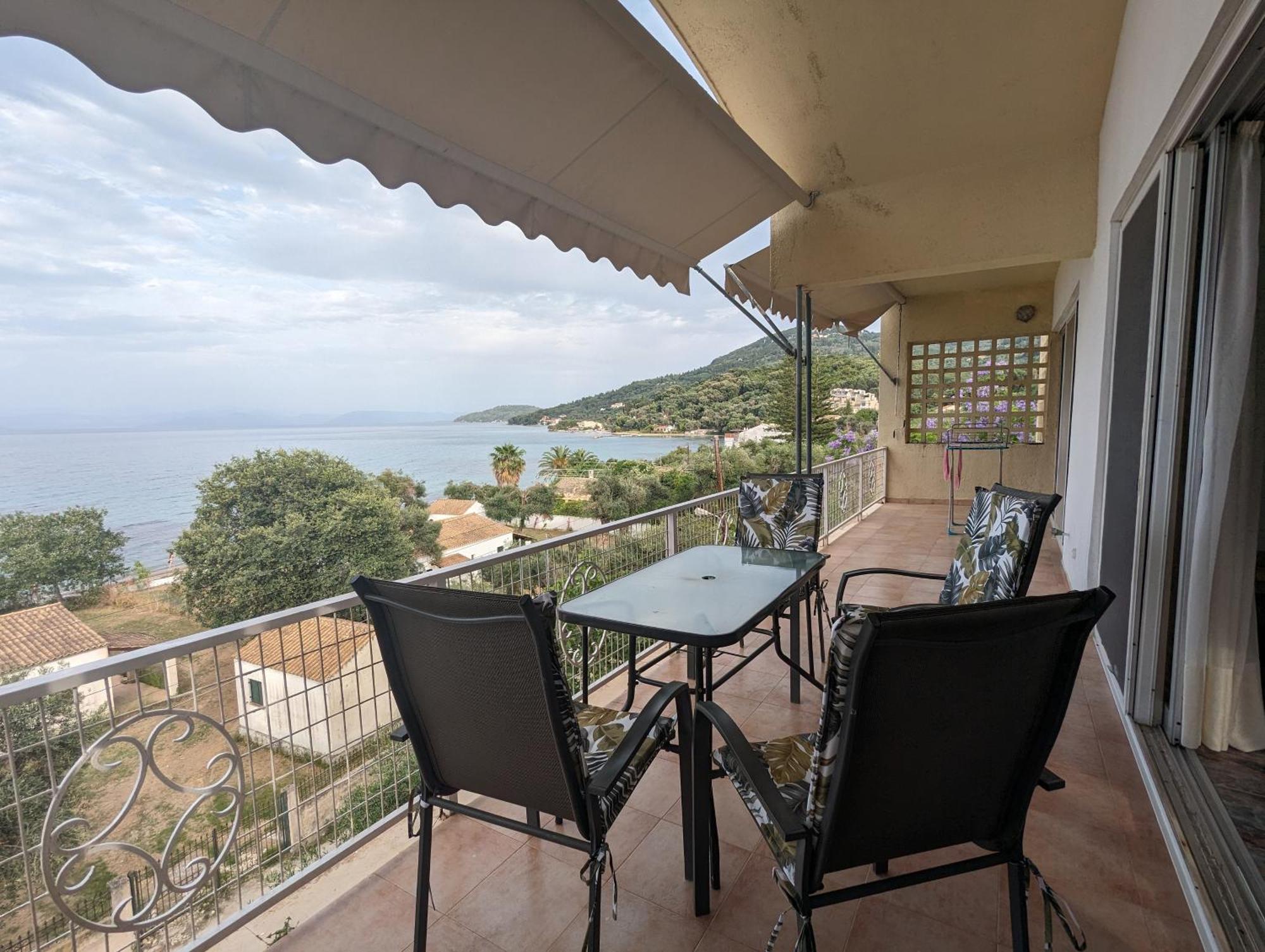 Sea View Apartment With Swimning Pool Mesongí Екстериор снимка